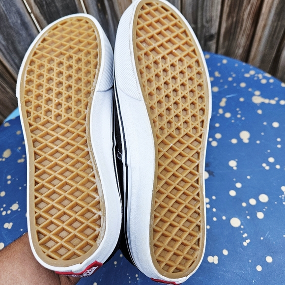 Vans Black and White Canvas Shoes - Picture 15 of 16